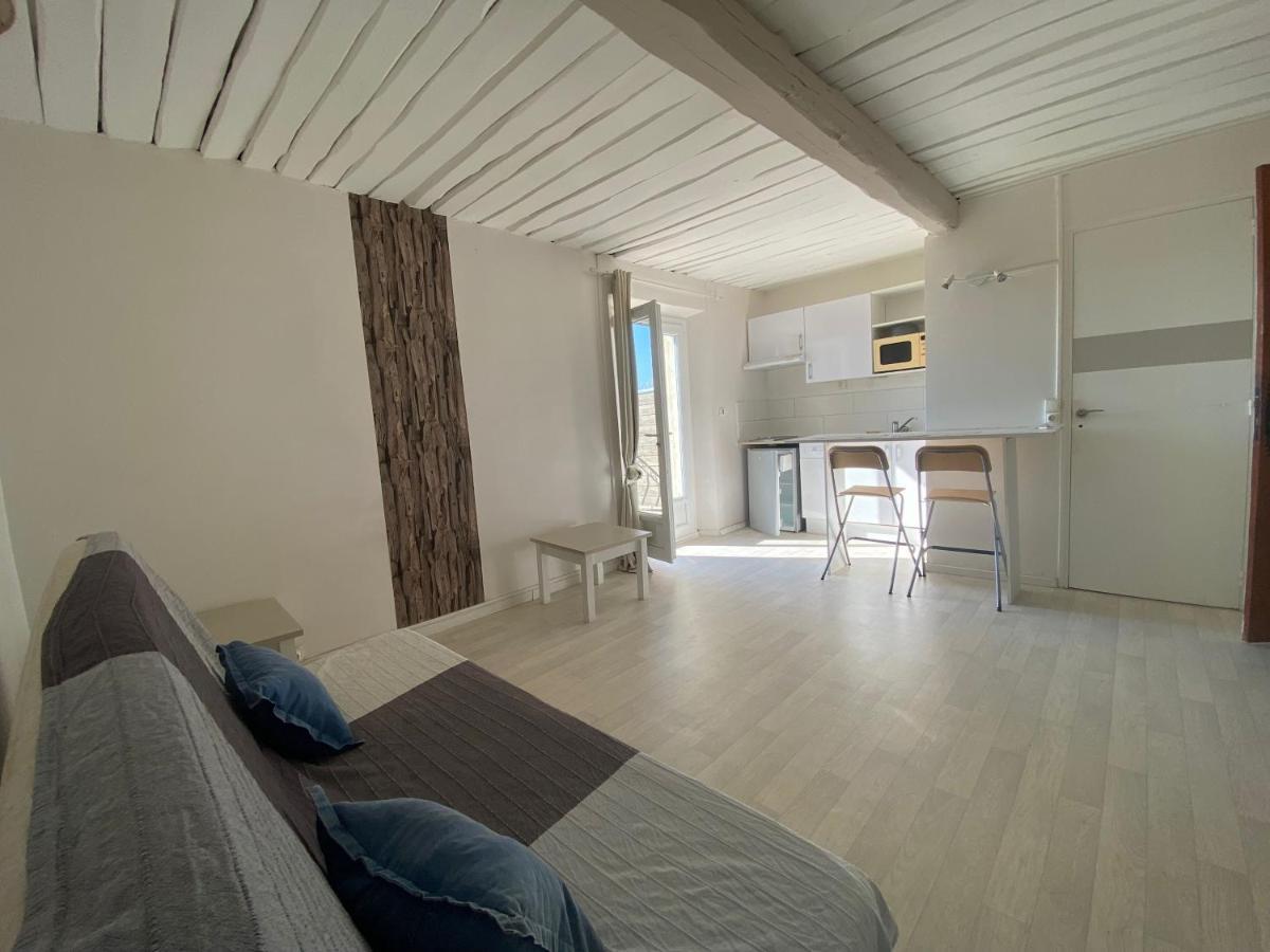 Studio 2 Personnes Vue Marais Salant Parking Et Terrasse Proche Commodite Йер Экстерьер фото